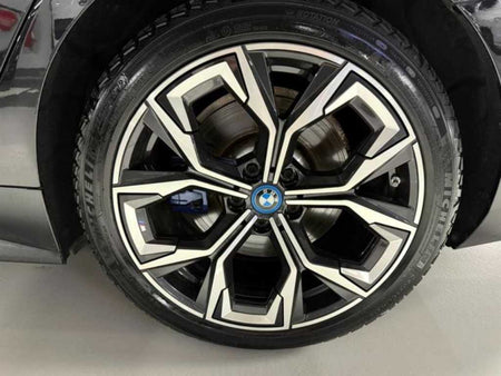 BMW i4 — photo 20