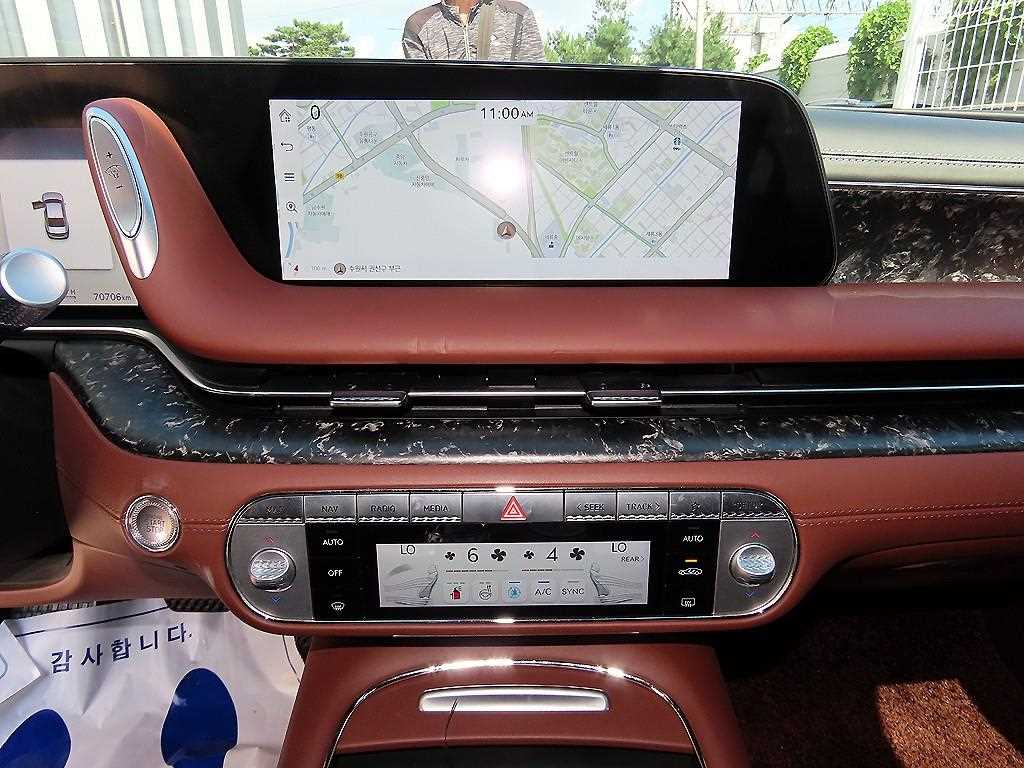 Genesis G90 — photo 14