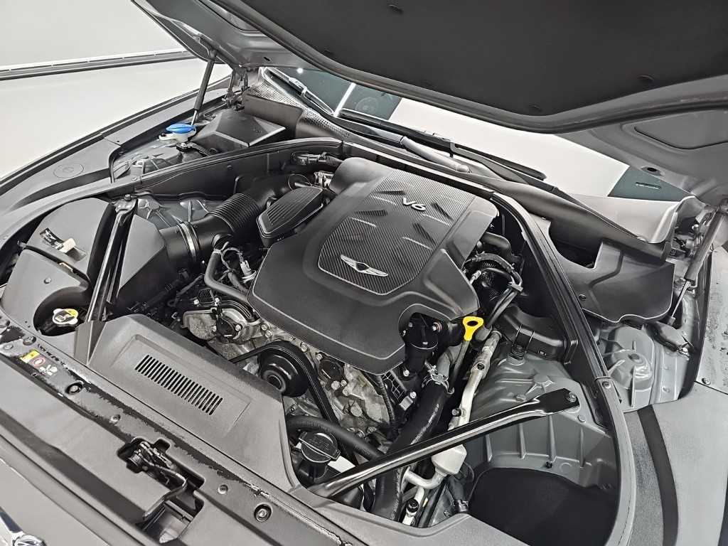 Genesis G80 — photo 05
