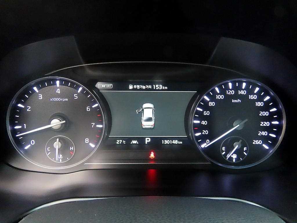 Kia K9 — photo 09