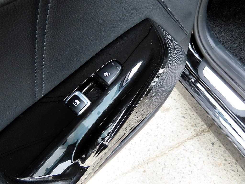 Kia K5 — photo 16