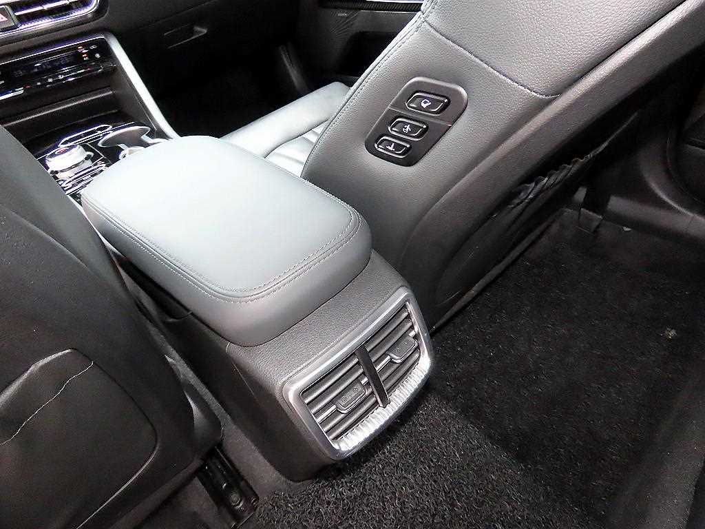 Kia K5 — photo 17