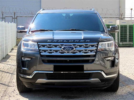 Ford Explorer — photo 01
