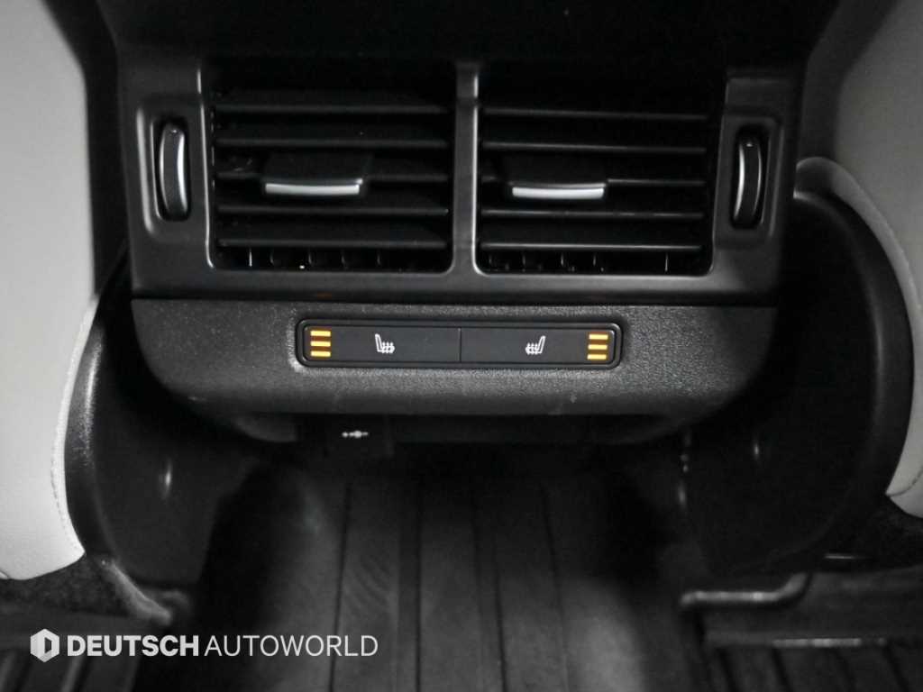 Land Rover Range Rover Evoque — photo 16