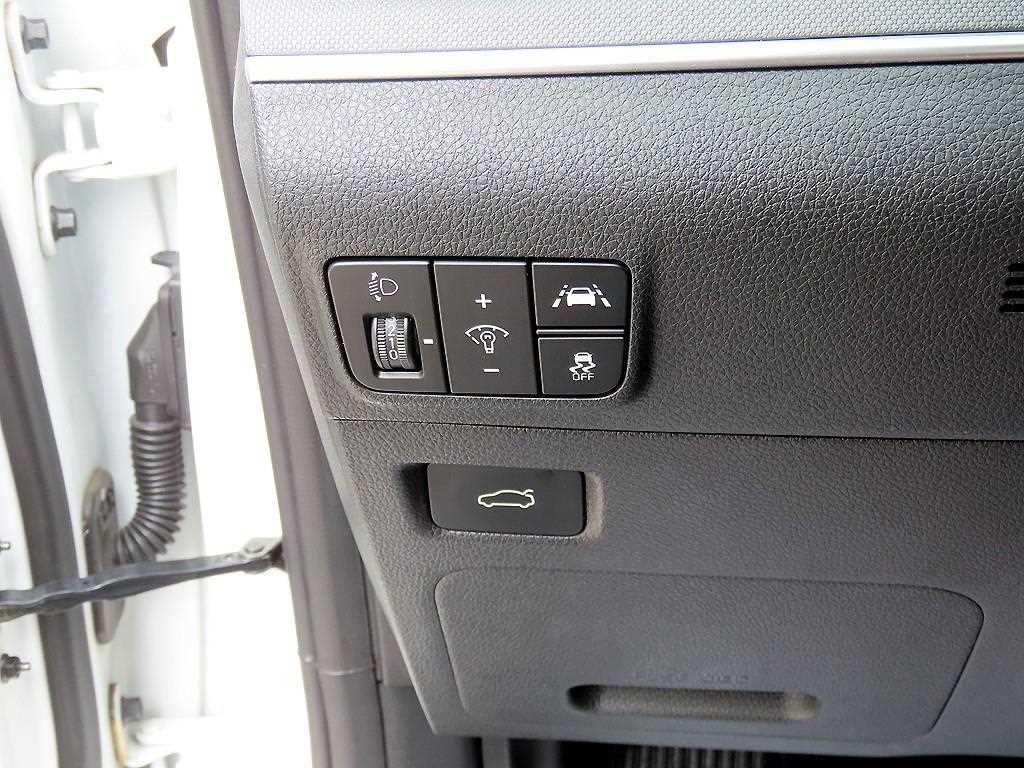 Kia K5 — photo 12