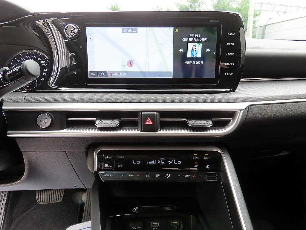 Kia K5 — photo 13