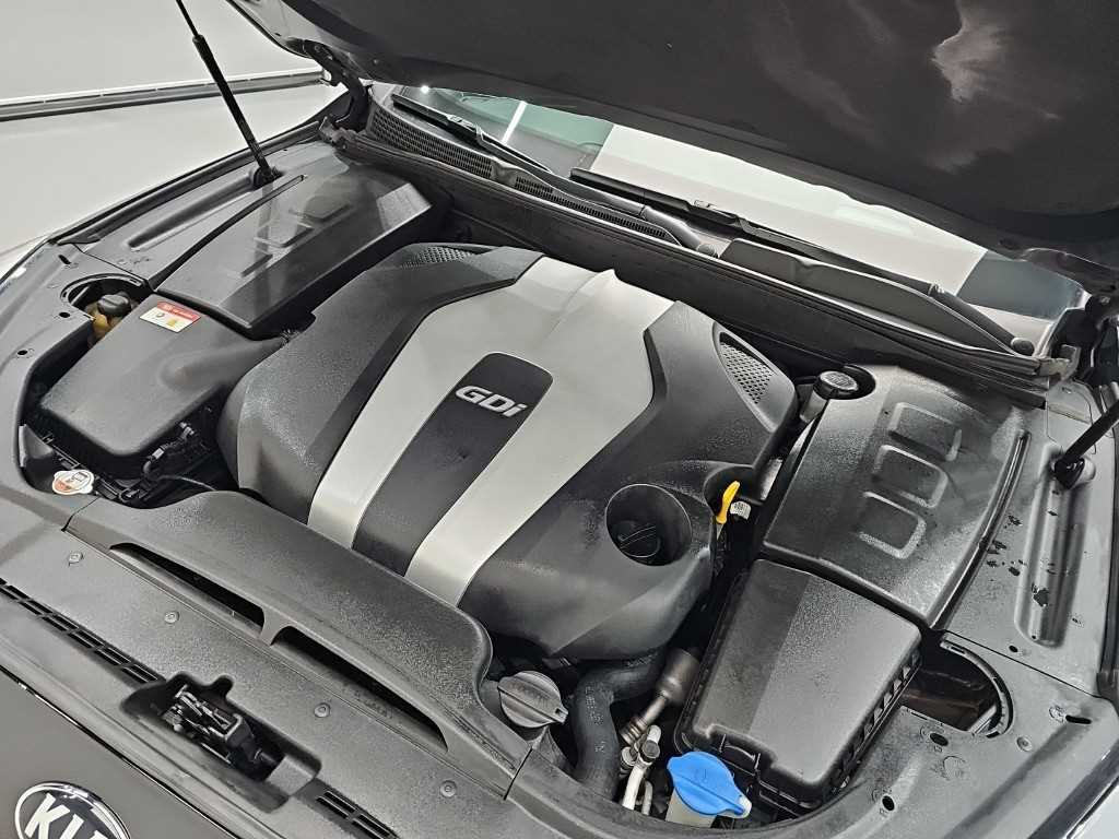 Kia K9 — photo 05