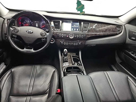 Kia K9 — photo 07
