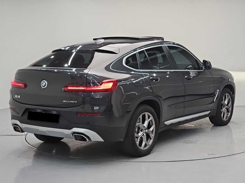 BMW X4 — photo 04