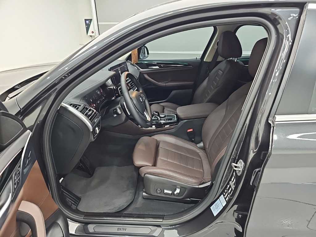 BMW X4 — photo 11