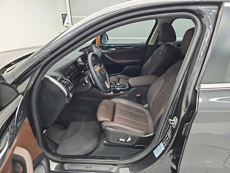 BMW X4 — photo 11