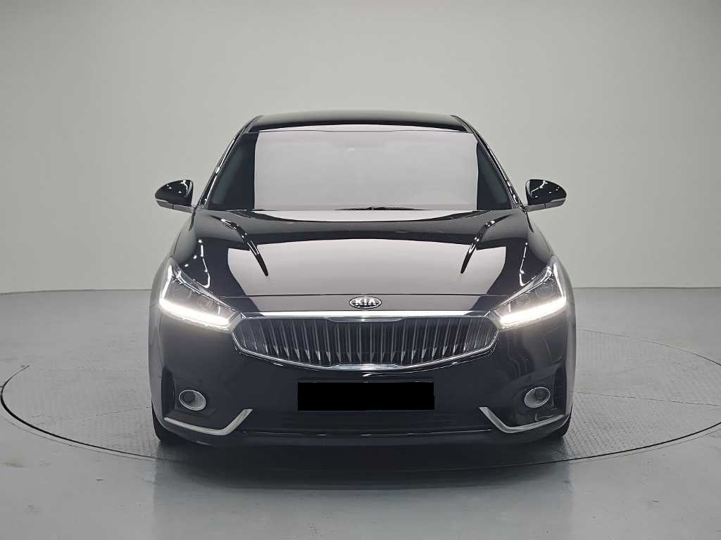 Kia K7 — photo 02