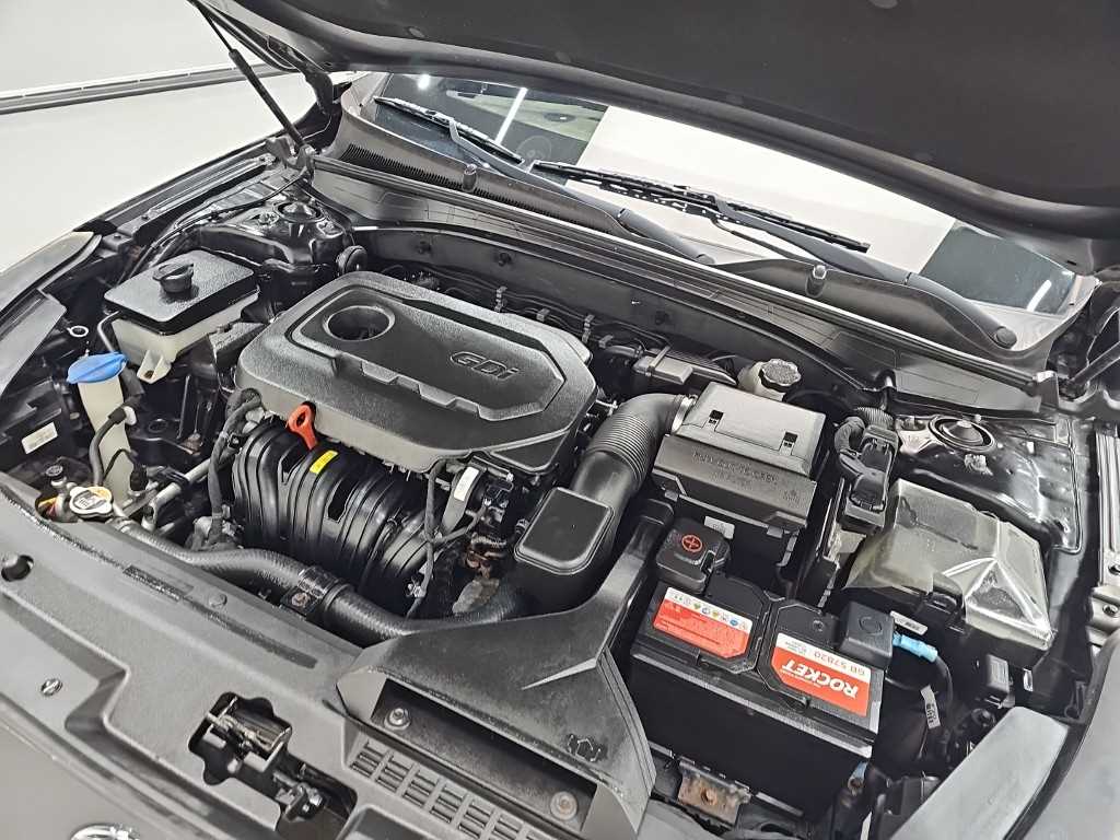 Kia K7 — photo 05