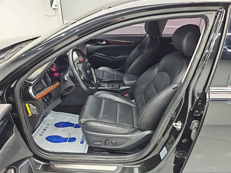 Kia K7 — photo 11
