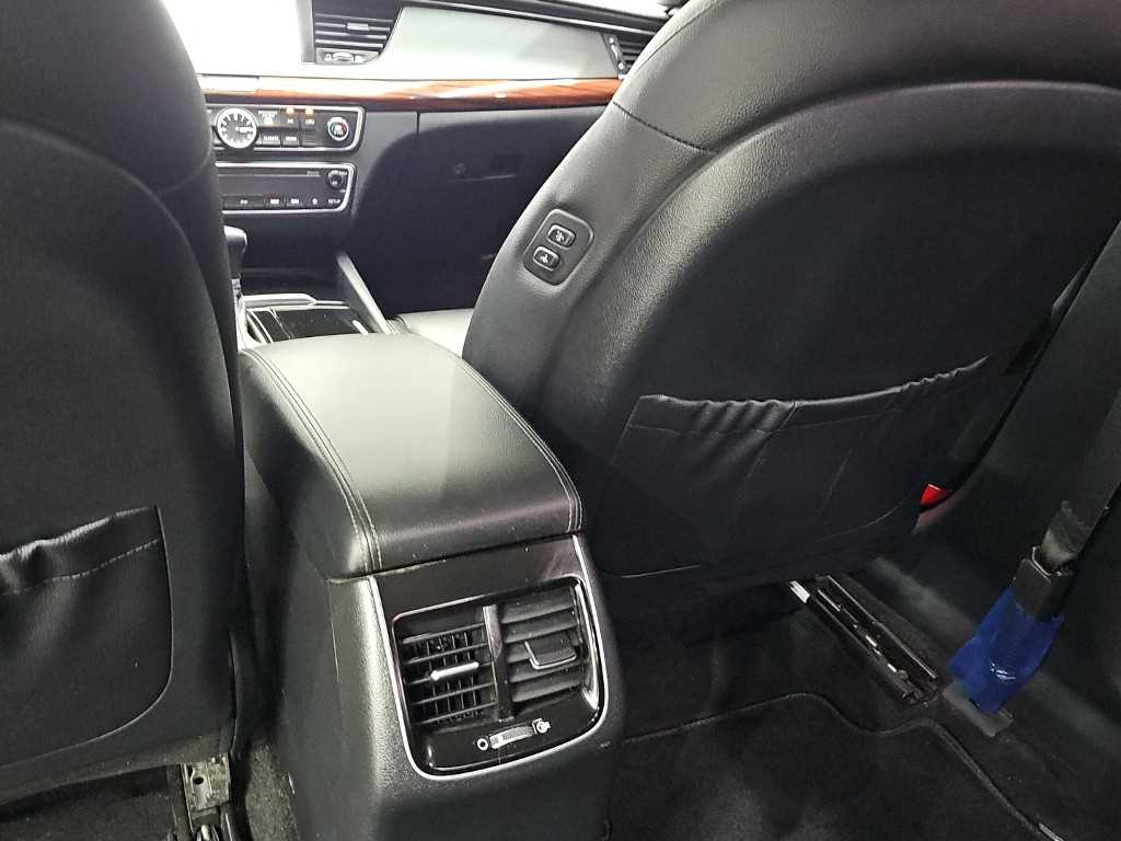 Kia K7 — photo 14