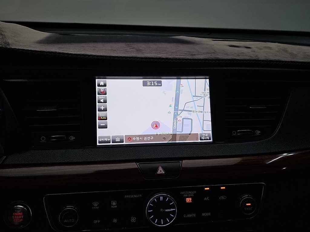 Kia K7 — photo 15