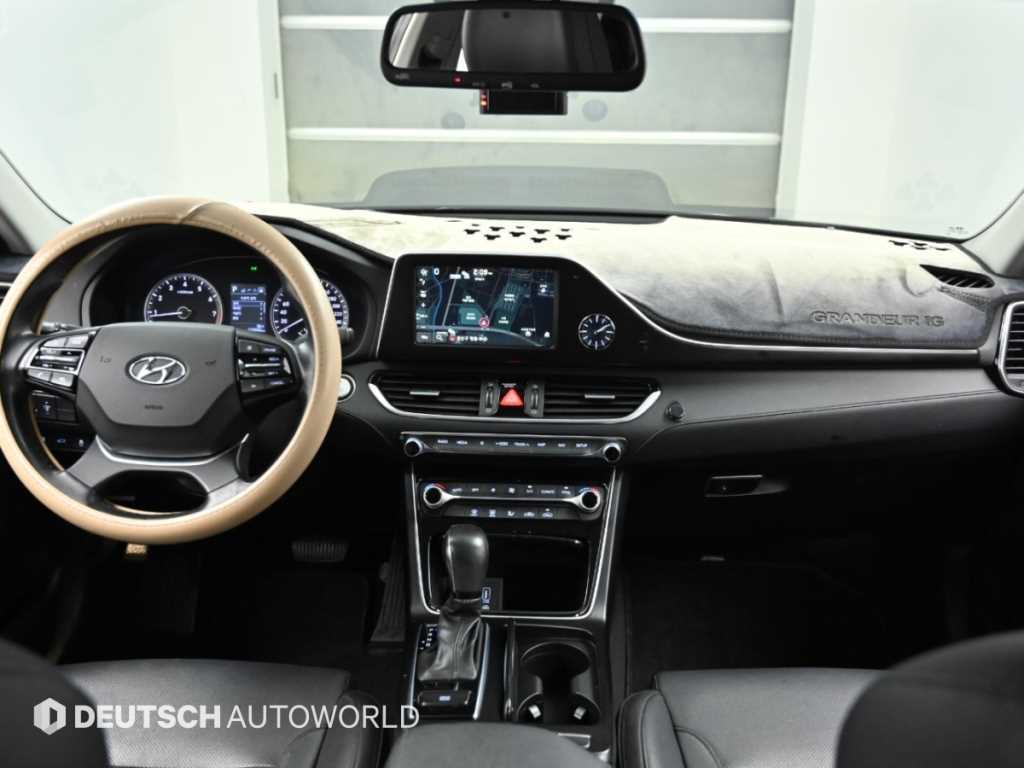 Hyundai Grandeur — photo 07