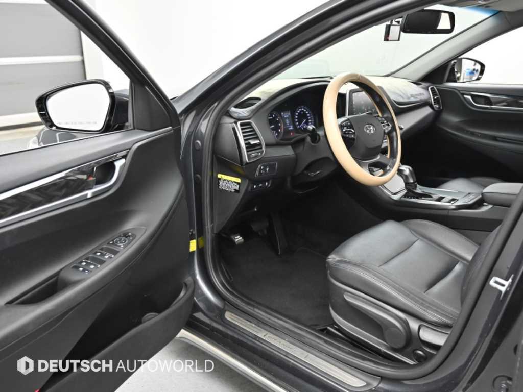 Hyundai Grandeur — photo 11