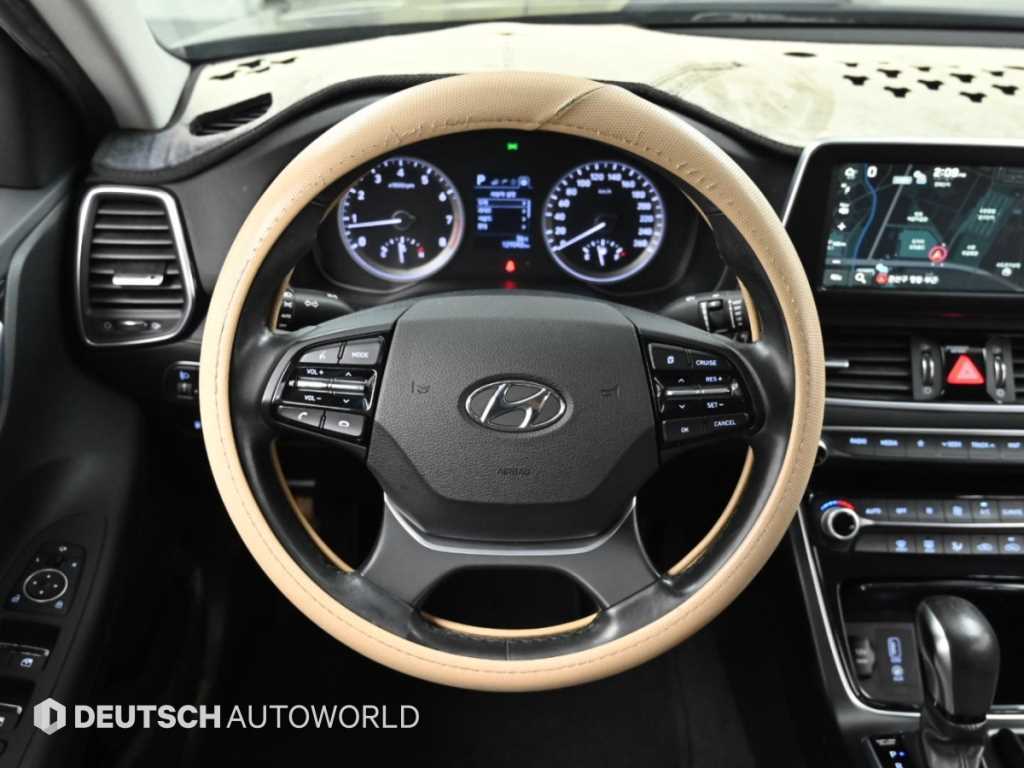 Hyundai Grandeur — photo 13