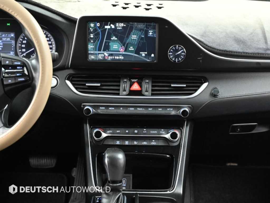 Hyundai Grandeur — photo 14