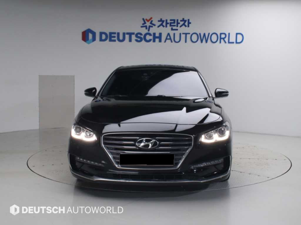 Hyundai Grandeur — photo 03