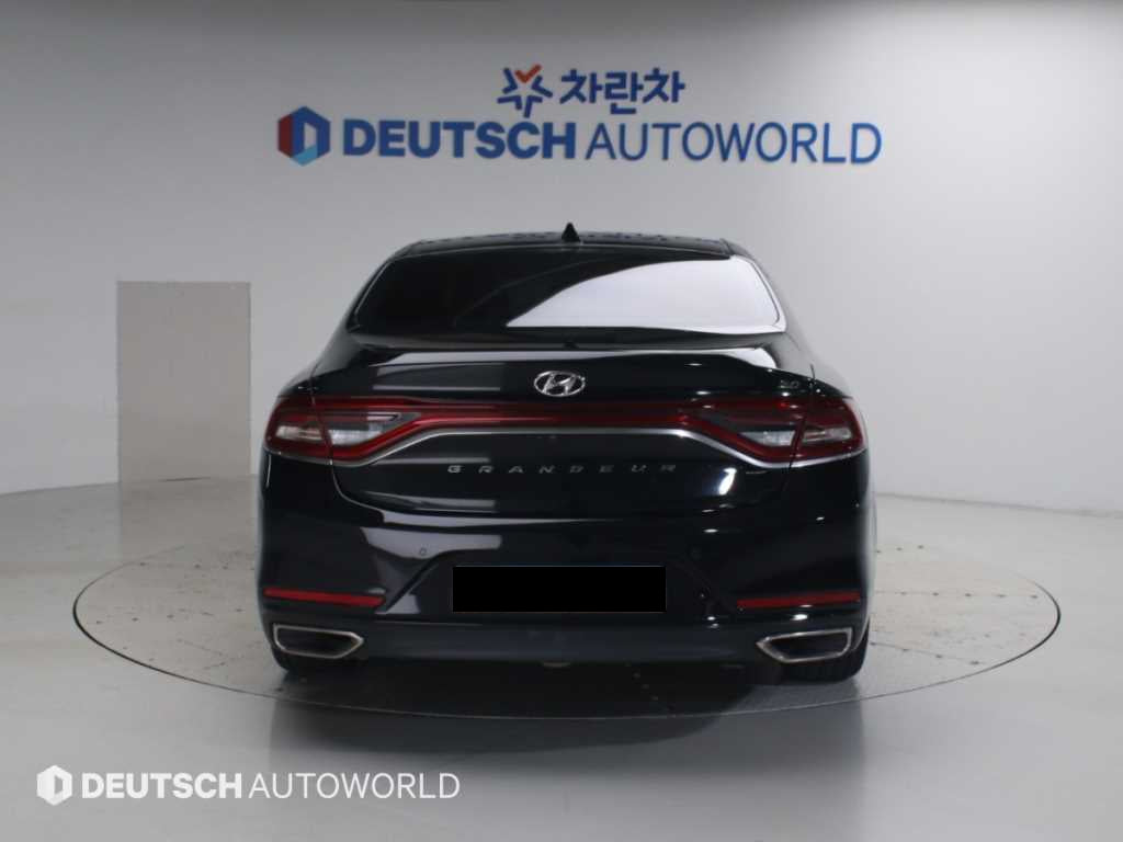 Hyundai Grandeur — photo 04