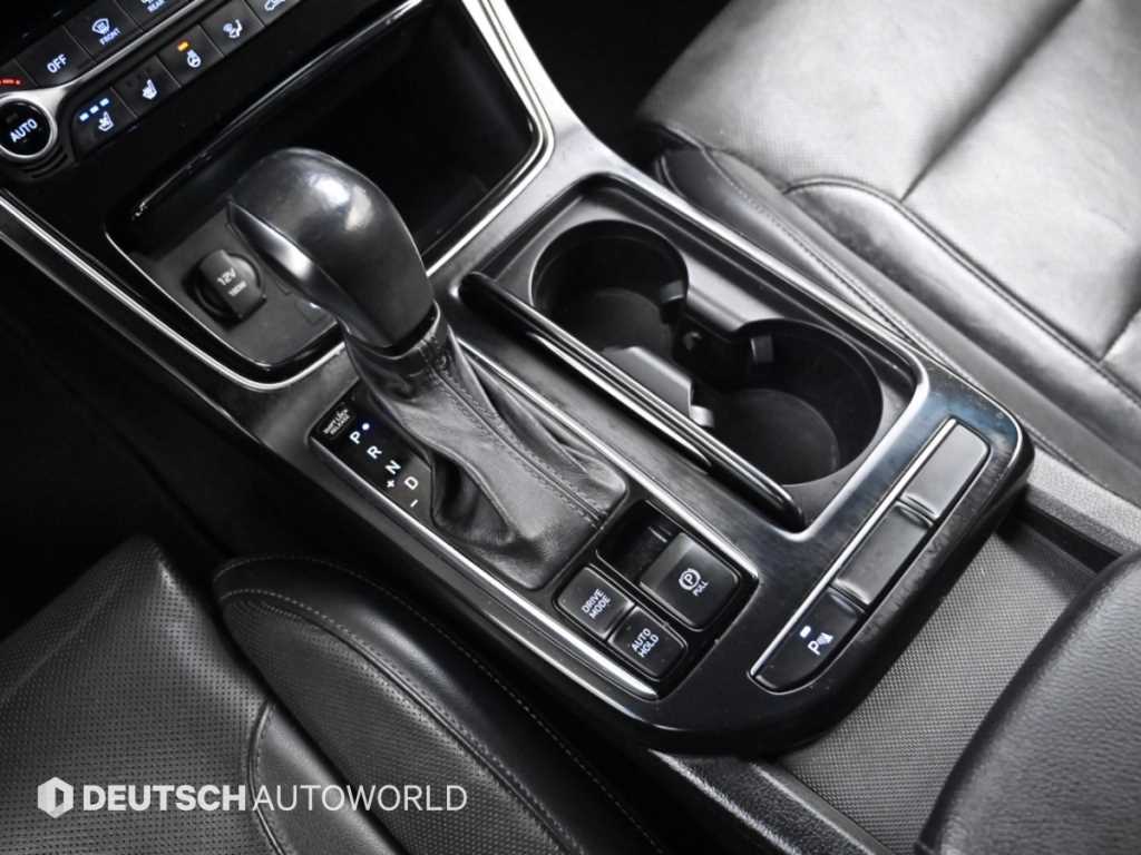 Hyundai Grandeur — photo 09