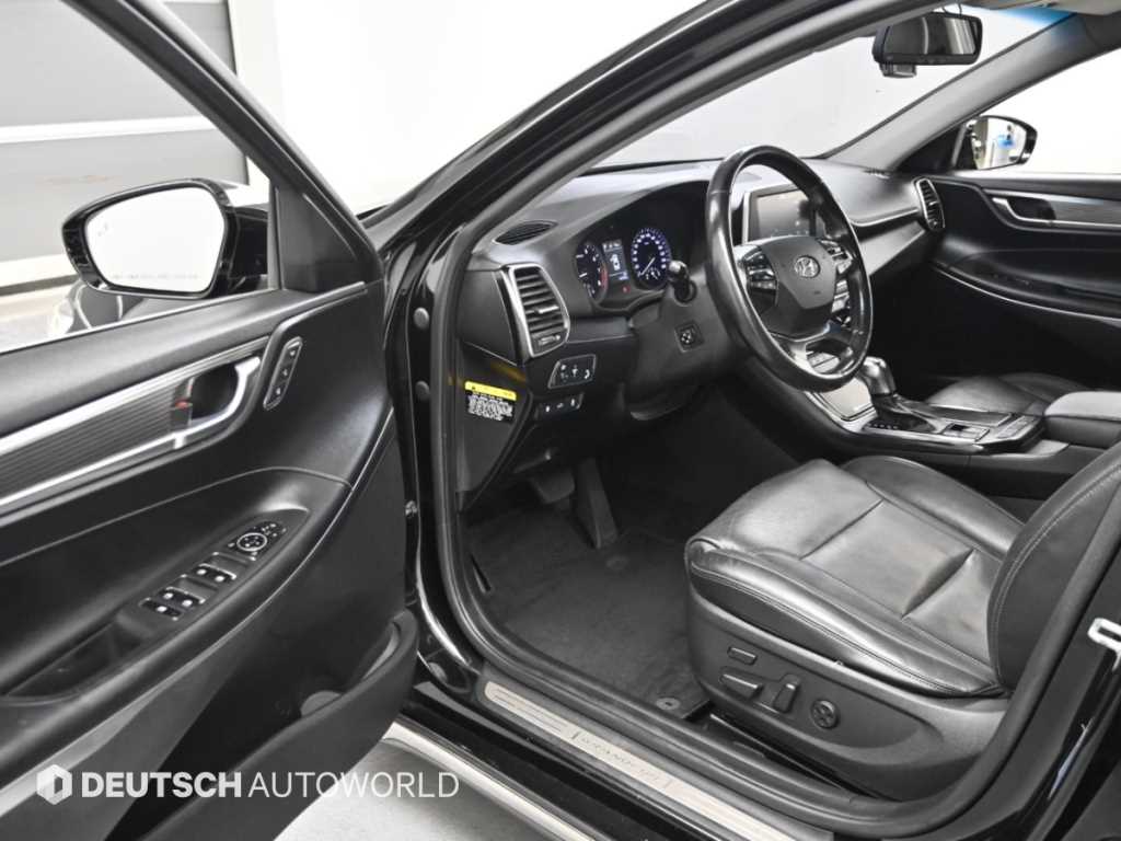 Hyundai Grandeur — photo 11