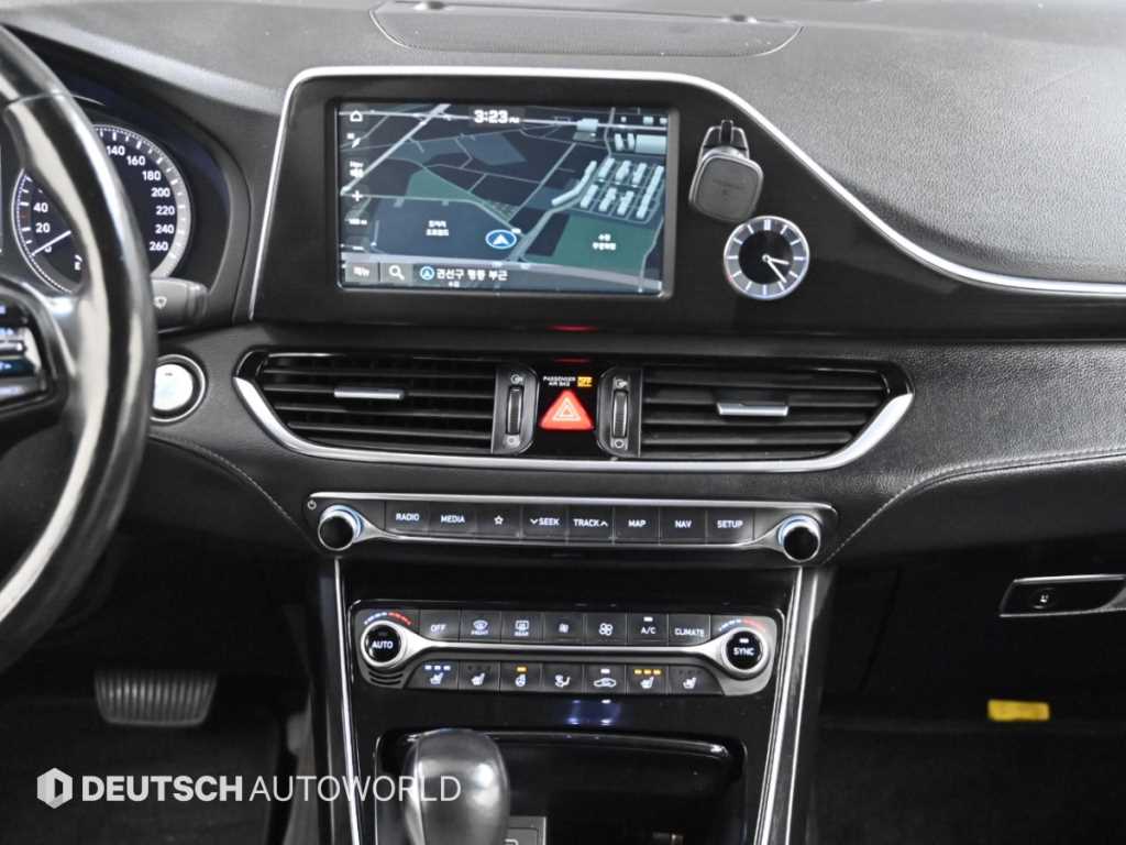 Hyundai Grandeur — photo 14