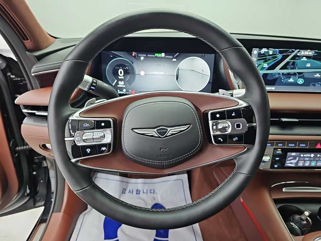 Genesis G90 — photo 09
