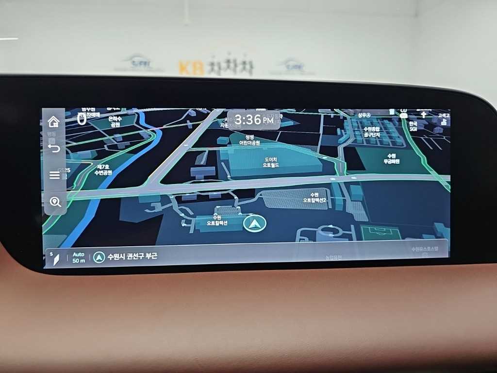 Genesis G90 — photo 15