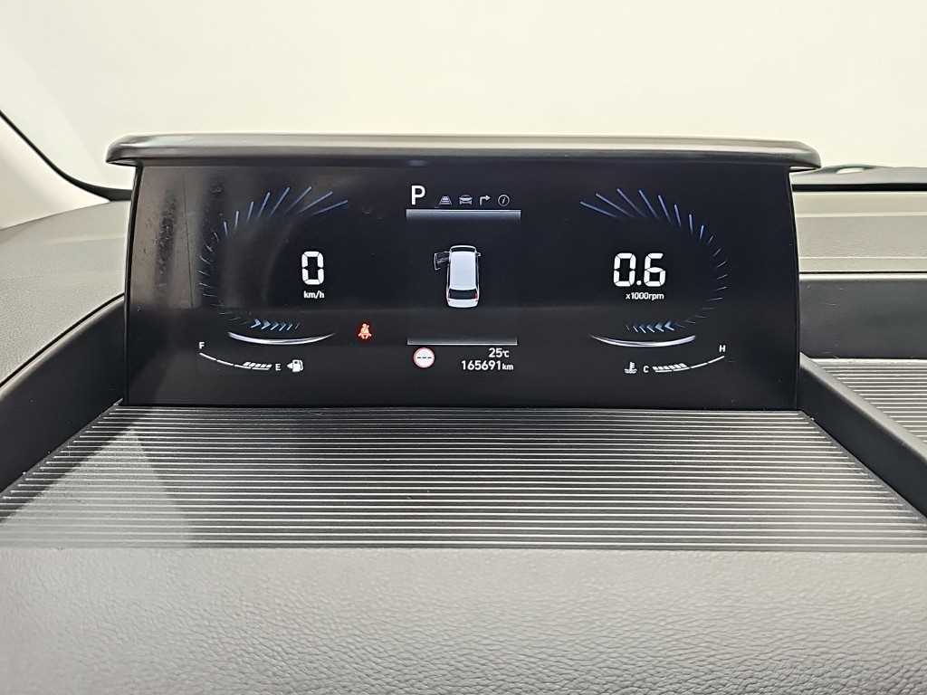 Hyundai Staria — photo 05