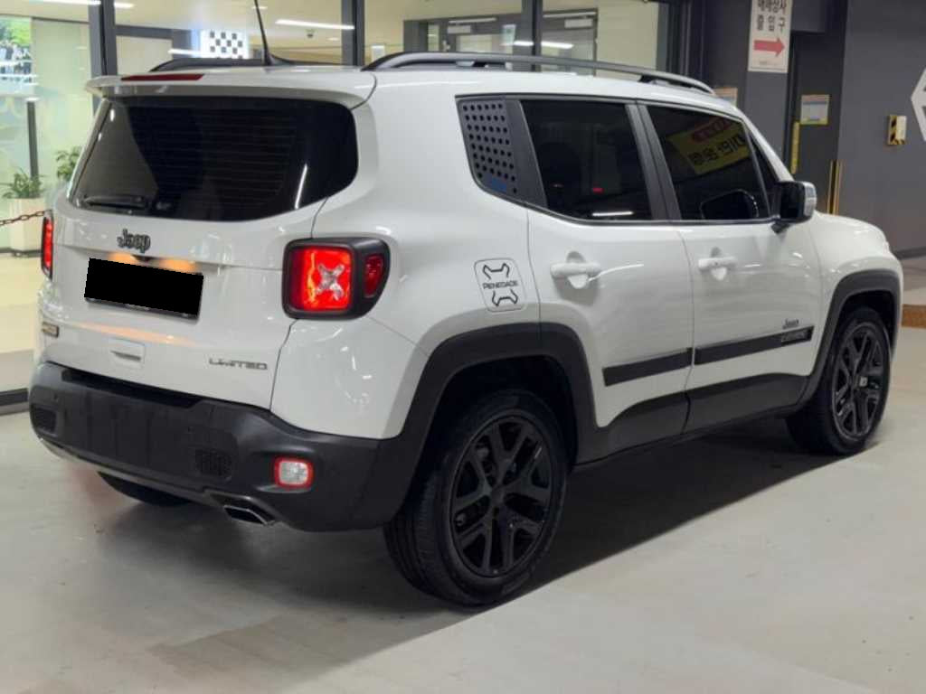 Jeep Renegade — photo 04