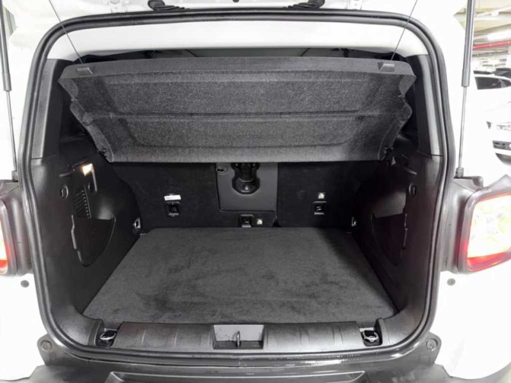 Jeep Renegade — photo 18