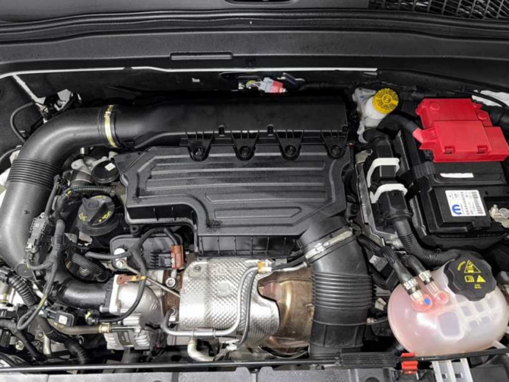 Jeep Renegade — photo 19