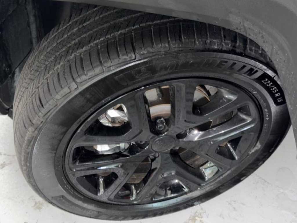 Jeep Renegade — photo 20