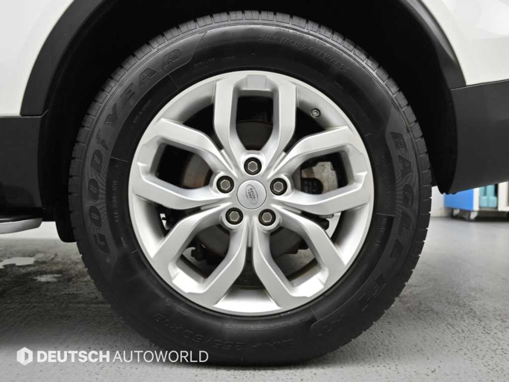 Land Rover Discovery — photo 05