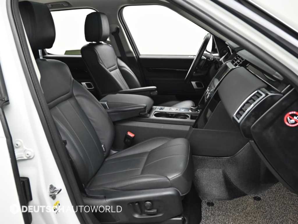 Land Rover Discovery — photo 10