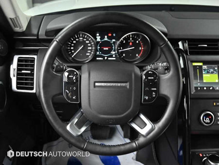 Land Rover Discovery — photo 13
