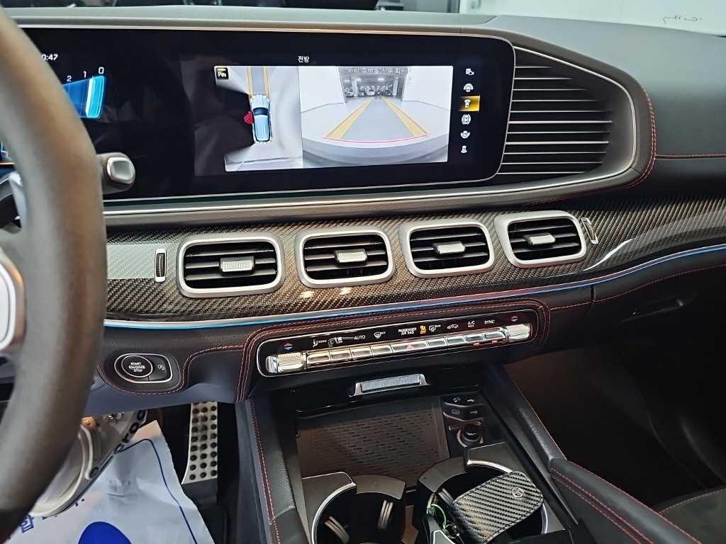 Mercedes-Benz GLE-Class — photo 10