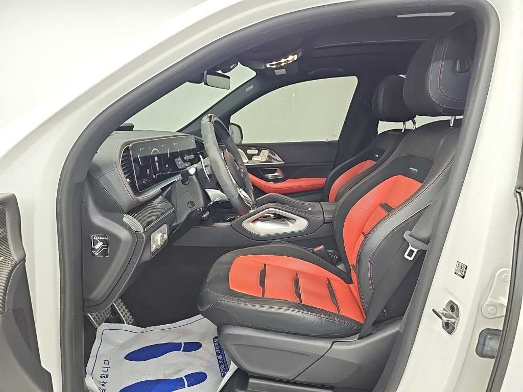 Mercedes-Benz GLE-Class — photo 11