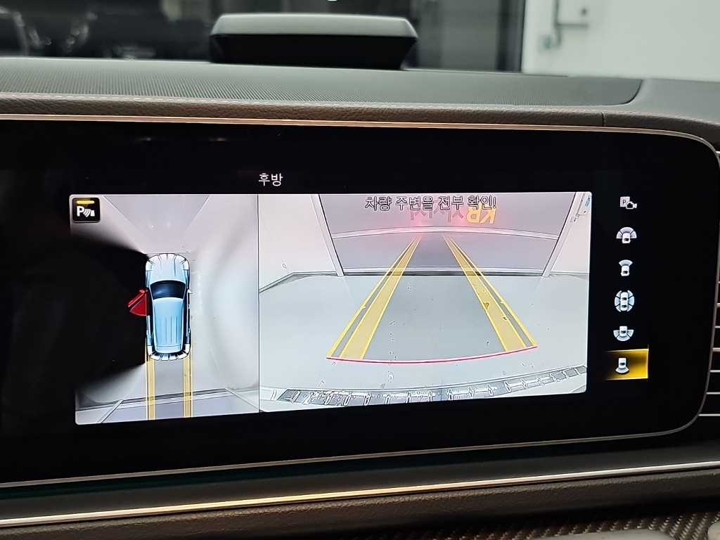Mercedes-Benz GLE-Class — photo 16