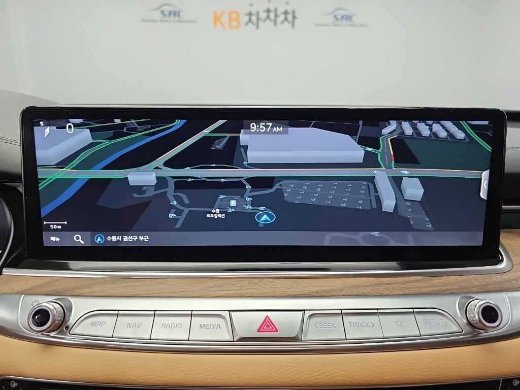 Kia K9 — photo 15