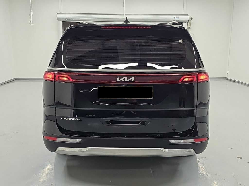 Kia Carnival — photo 03