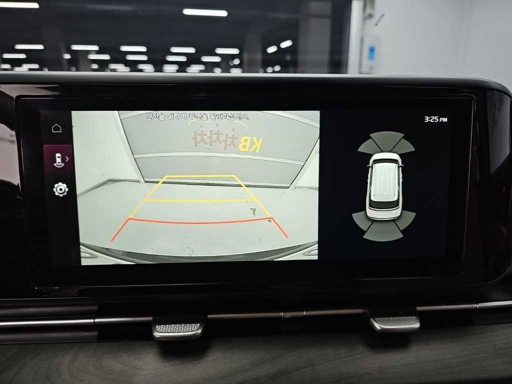 Kia Carnival — photo 16