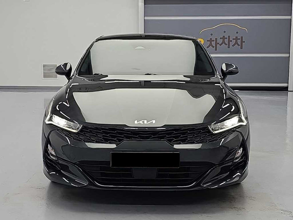 Kia K5 — photo 02