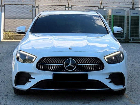 Mercedes-Benz E-Class — photo 01