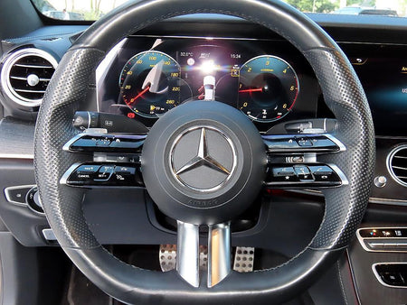 Mercedes-Benz E-Class — photo 08
