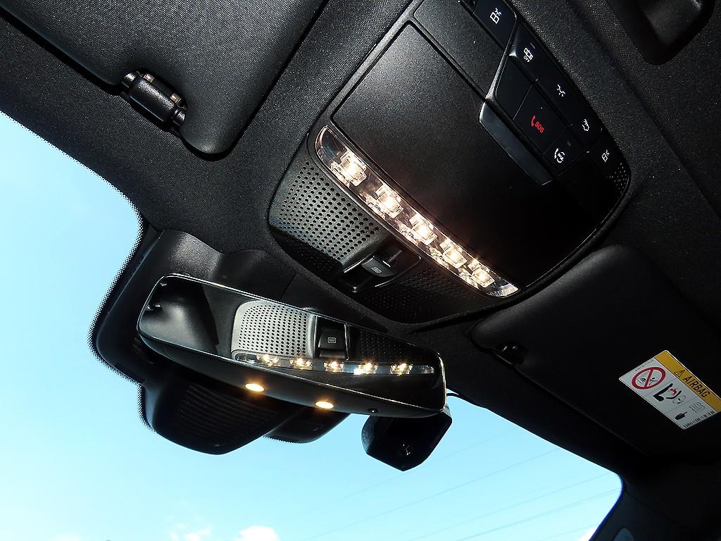 Mercedes-Benz E-Class — photo 15
