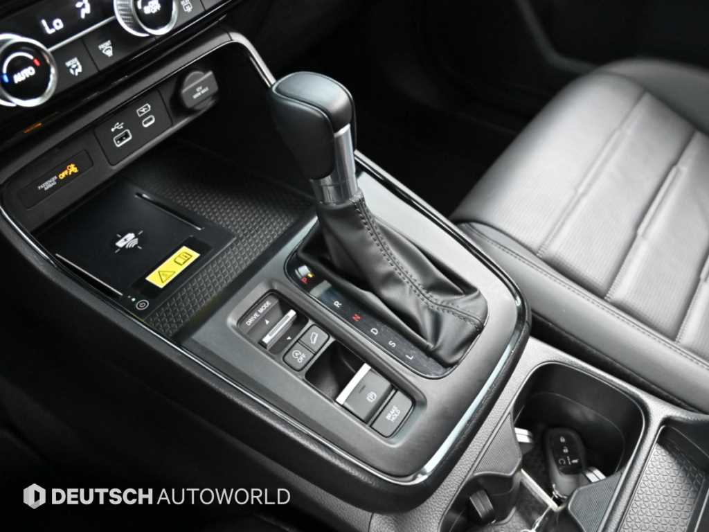 Honda CR-V — photo 09
